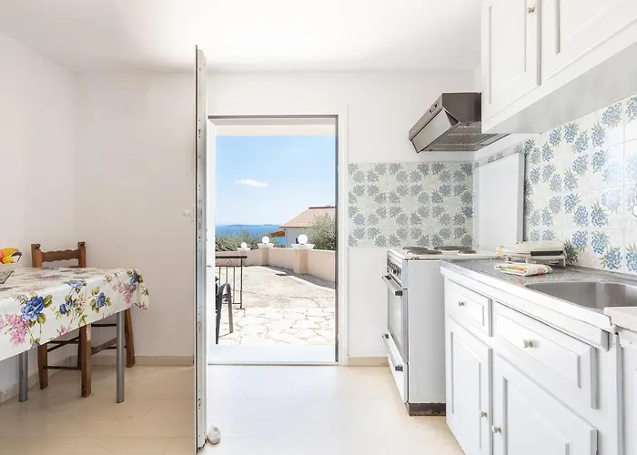 Katerina Horizon By Konnect - 1,8km From Apartamento